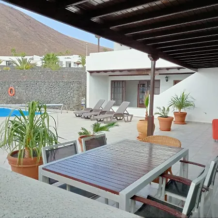 Under The Volcano In Playa Blanca Villa