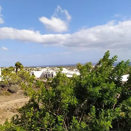 Villa Under The Volcano In Playa Blanca *